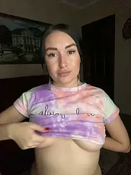 Roxana Bell online show from 1, 10, 2025