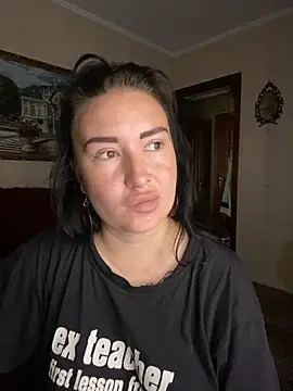 Roxana Bell online show from 12, 6, 2026