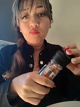 tata laima   online show from 27, 2, 2026