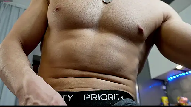 Snapshot of danielkraigforu chatting on 12, 12, 2024 danielkraigforu online show from 12, 12, 2024