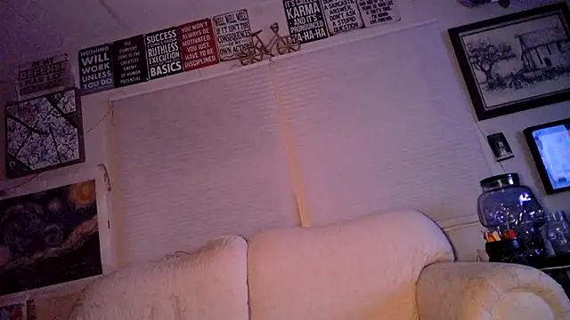 Snapshot of BobbyQ29 chatting on 11, 6, 2026 BobbyQ29 online show from 11, 6, 2026