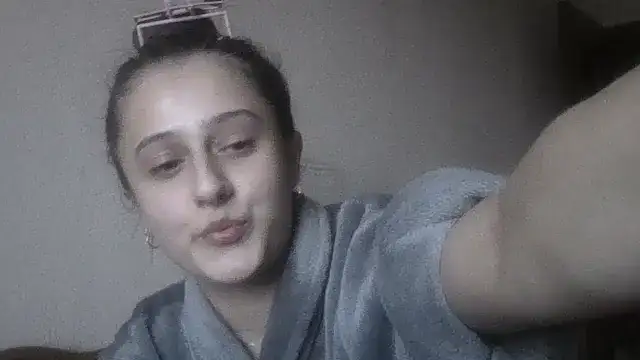 Snapshot of Caramel_bunny chatting on 11, 3, 2025 Caramel bunny online show from 11, 3, 2025