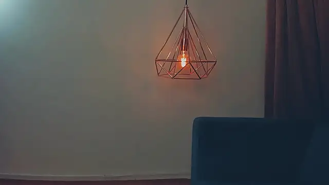 LayaFlow online show from 25, 4, 2026