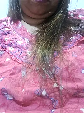 Snapshot of Ravina_patil1 chatting on 19, 11, 2025 Ravina patil1 online show from 19, 11, 2025