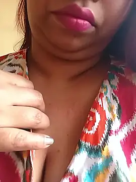 Snapshot of Ravina_patil1 chatting on 7, 1, 2026 Ravina patil1 online show from 7, 1, 2026