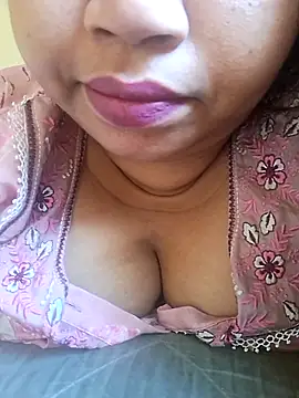 Snapshot of Ravina_patil1 chatting on 25, 2, 2026 Ravina patil1 online show from 25, 2, 2026