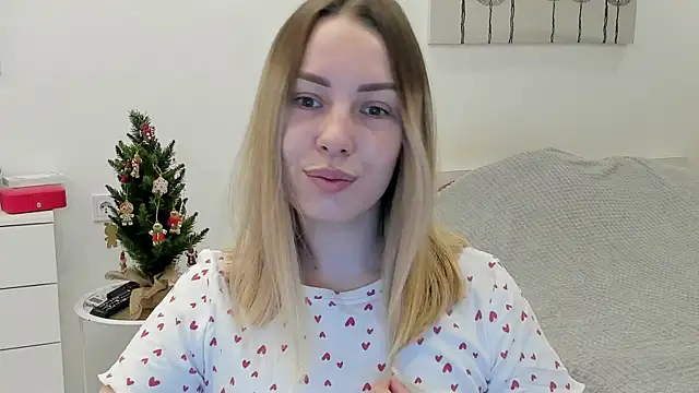 Mia shy1 online show from 28, 12, 2024