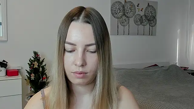 Mia shy1 online show from 9, 1, 2025