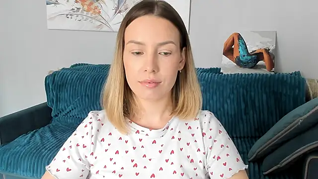 Mia shy1 online show from 26, 2, 2025