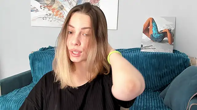 Mia shy1 online show from 4, 3, 2025