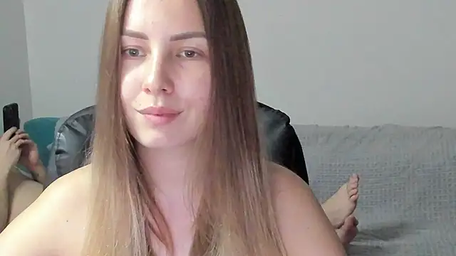 Mia shy1 online show from 12, 1, 2026