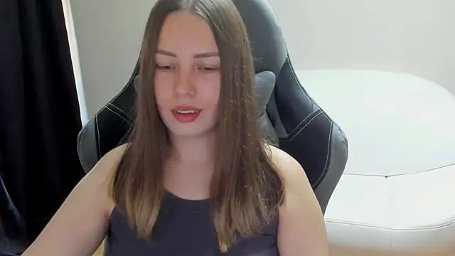 Mia shy1 online show from 14, 6, 2026