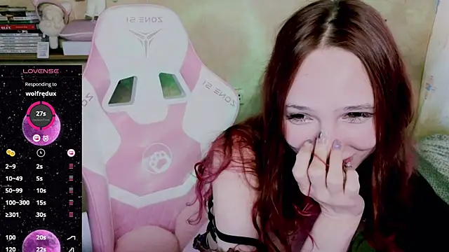 Lucy Millss online show from 4, 2, 2025