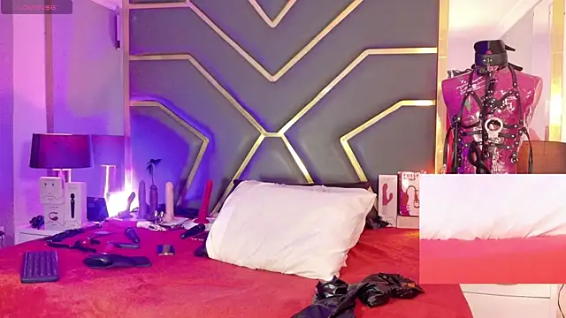 Scarlettt Ass online show from 25, 4, 2026