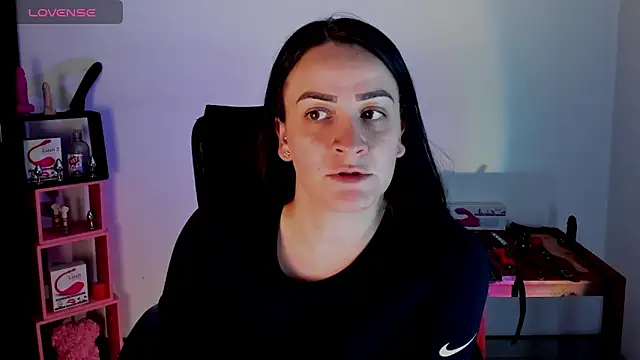 sara goodgirl13 online show from 2, 10, 2025