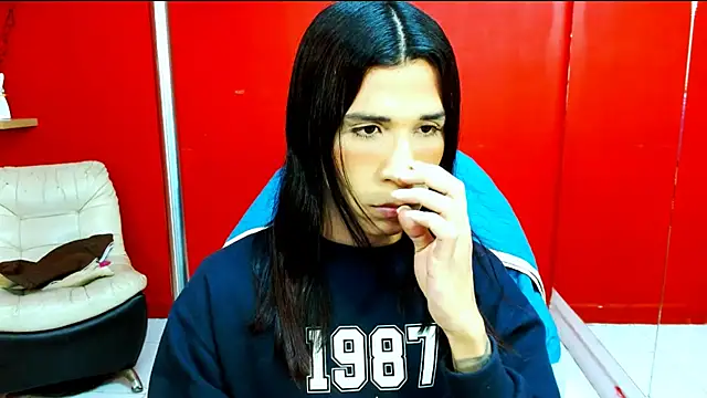 SaraSofia44 online show from 3, 3, 2026