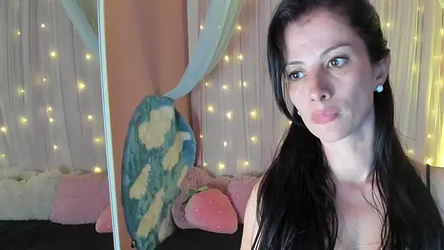 Snapshot of Aliiz_01 chatting on 9, 12, 2024 Aliiz 01 online show from 9, 12, 2024