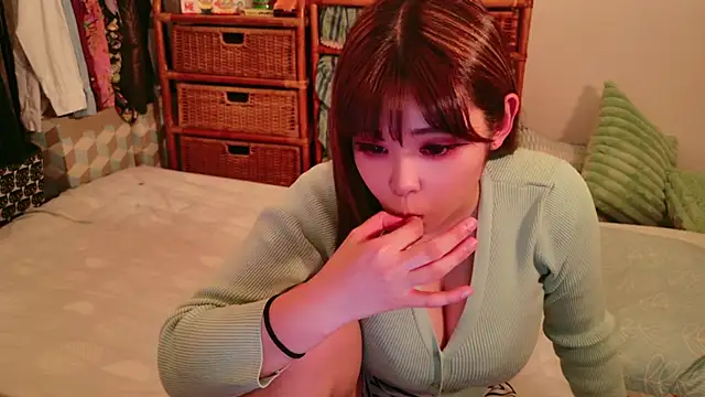 Snapshot of Megu_Melon chatting on 4, 12, 2024 Megu Melon online show from 4, 12, 2024