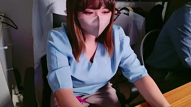 Snapshot of Megu_Melon chatting on 15, 2, 2025 Megu Melon online show from 15, 2, 2025