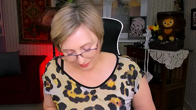 Snapshot of sugar_vivien chatting on 4, 1, 2025 sugar vivien online show from 4, 1, 2025