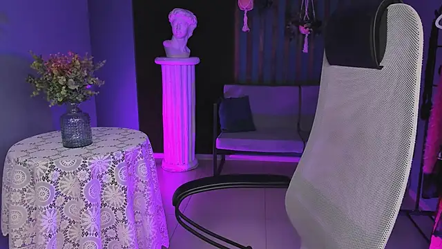 Snapshot of sugar_vivien chatting on 11, 1, 2025 sugar vivien online show from 11, 1, 2025