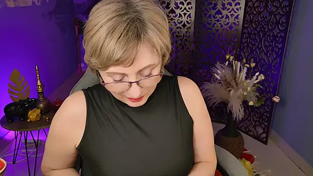 Snapshot of sugar_vivien chatting on 12, 1, 2025 sugar vivien online show from 12, 1, 2025