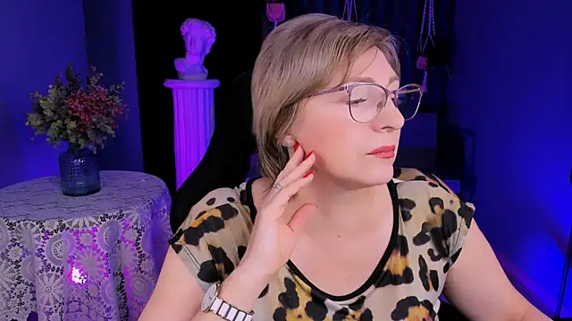 Snapshot of sugar_vivien chatting on 15, 1, 2025 sugar vivien online show from 15, 1, 2025