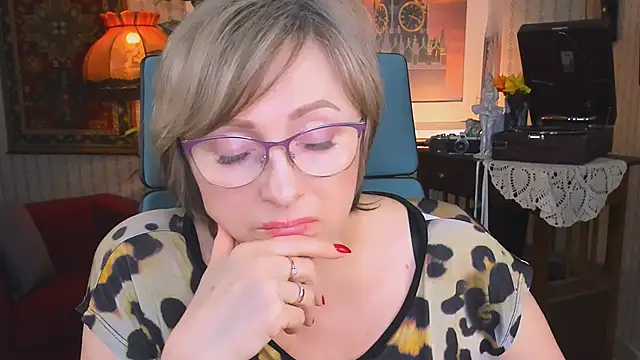 Snapshot of sugar_vivien chatting on 5, 2, 2025 sugar vivien online show from 5, 2, 2025