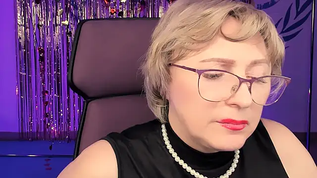 Snapshot of sugar_vivien chatting on 22, 2, 2025 sugar vivien online show from 22, 2, 2025