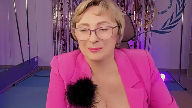 Snapshot of sugar_vivien chatting on 26, 2, 2025 sugar vivien online show from 26, 2, 2025