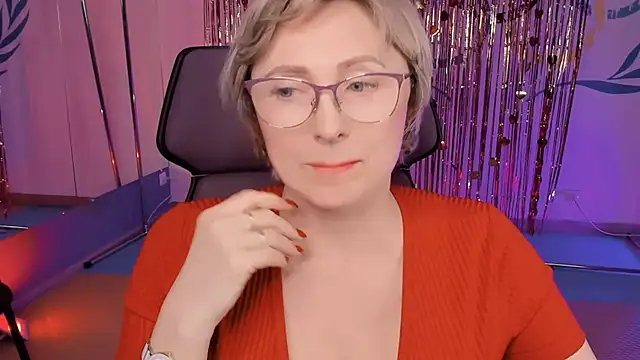 Snapshot of sugar_vivien chatting on 28, 2, 2025 sugar vivien online show from 28, 2, 2025