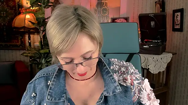 Snapshot of sugar_vivien chatting on 20, 3, 2025 sugar vivien online show from 20, 3, 2025