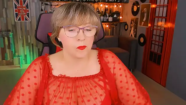 Snapshot of sugar_vivien chatting on 12, 11, 2025 sugar vivien online show from 12, 11, 2025