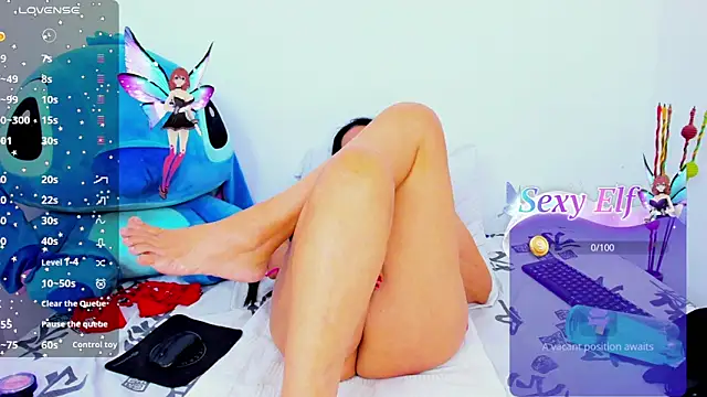 HorniestMilf online show from 18, 4, 2026