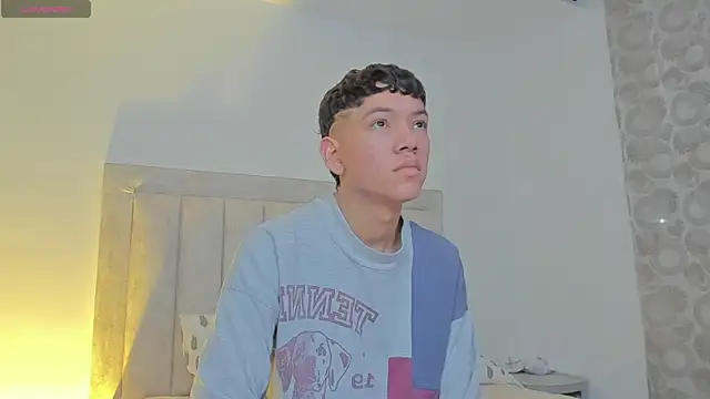 JulianRose 1 online show from 18, 3, 2025