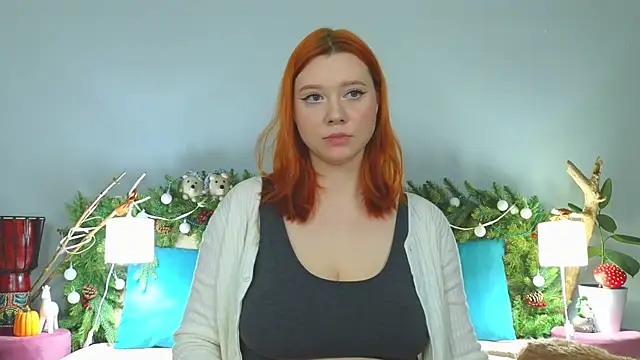 Snapshot of MileyMiller chatting on 6, 12, 2024 MileyMiller online show from 6, 12, 2024