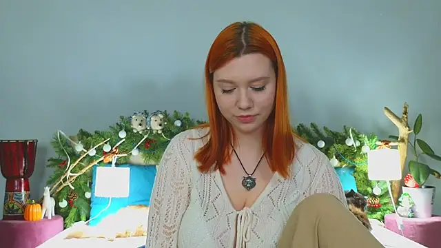 Snapshot of MileyMiller chatting on 15, 12, 2024 MileyMiller online show from 15, 12, 2024