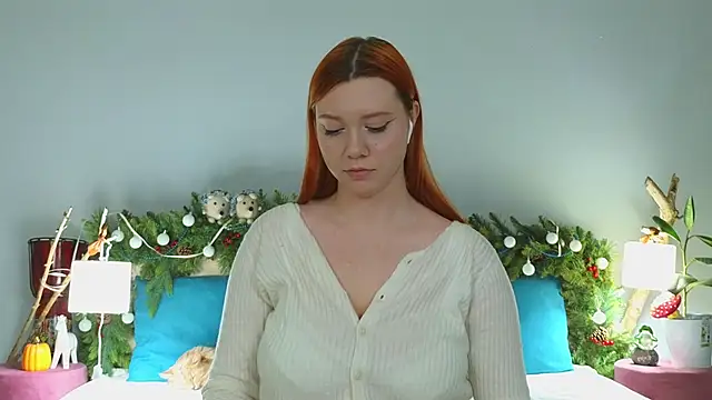 Snapshot of MileyMiller chatting on 21, 12, 2024 MileyMiller online show from 21, 12, 2024