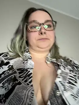 kitten0760 online show from 23, 6, 2026