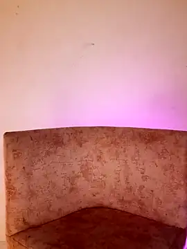 Eyleen 24 online show from 4, 2, 2025