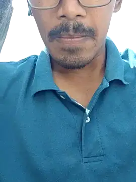 Snapshot of Shivaa- chatting on 14, 11, 2025 Shivaa- online show from 14, 11, 2025