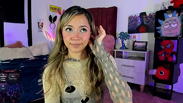 alisson zafiro  online show from 13, 2, 2025