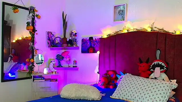 alisson zafiro  online show from 25, 4, 2026