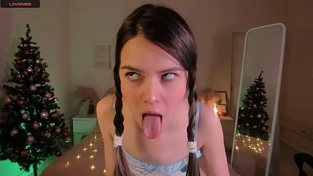 Lil Amelie online show from 19, 12, 2024