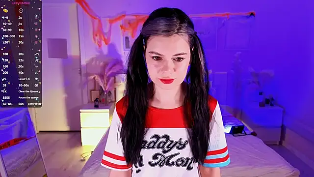 Lil Amelie online show from 31, 10, 2025