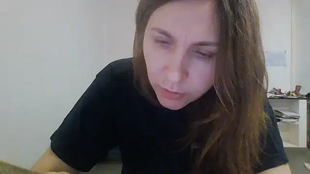 JasmineGlamour online show from 18, 4, 2026