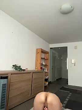 JasmineGlamour online show from 5, 6, 2026