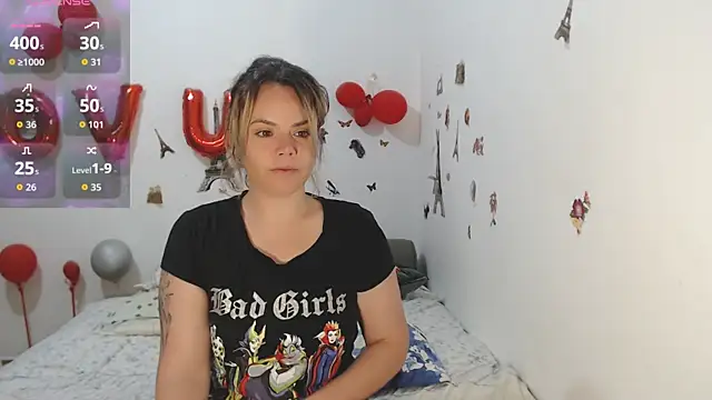 hotmilf4uxxx online show from 10, 7, 2026