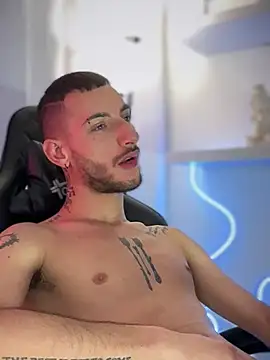 Sxxthiago online show from 12, 6, 2026