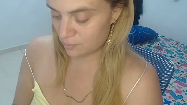 Elza Blonde online show from 27, 2, 2025